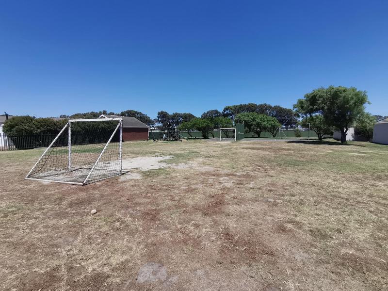 2 Bedroom Property for Sale in Pinelands Western Cape